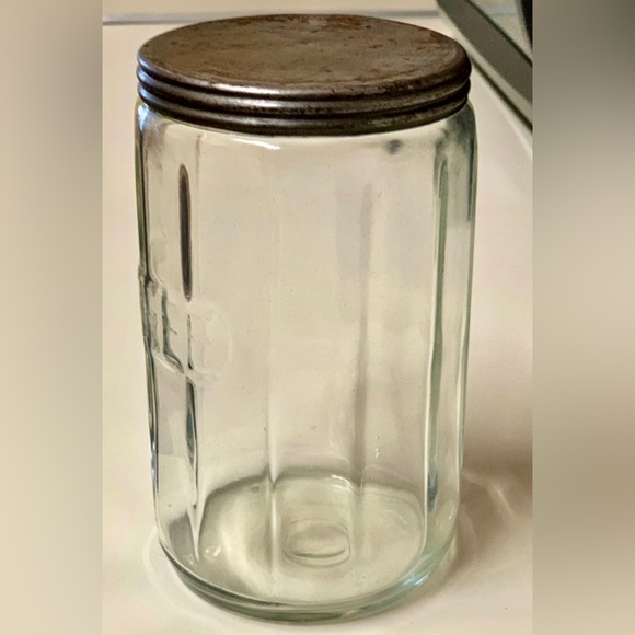 Vintage 1920s Ribbed Metal Lidded 7” Hoosier Glass Antique Coffee Jar - Picture 9 of 10
